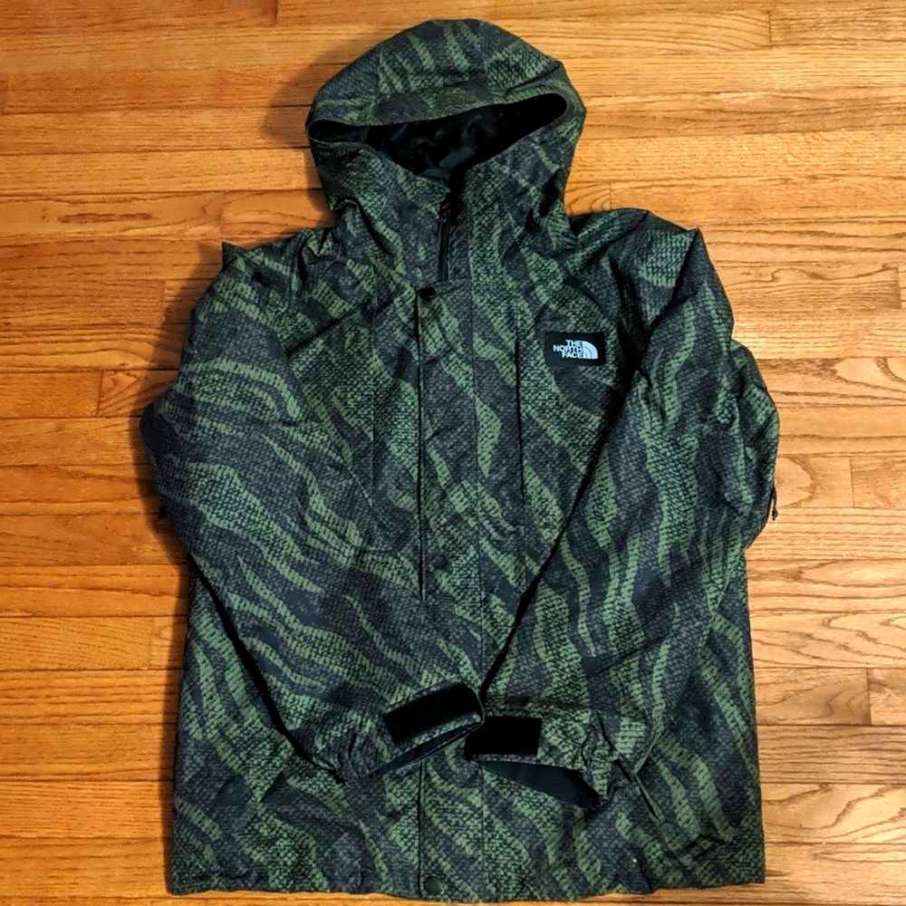 The North Face Camo snowboard jacket